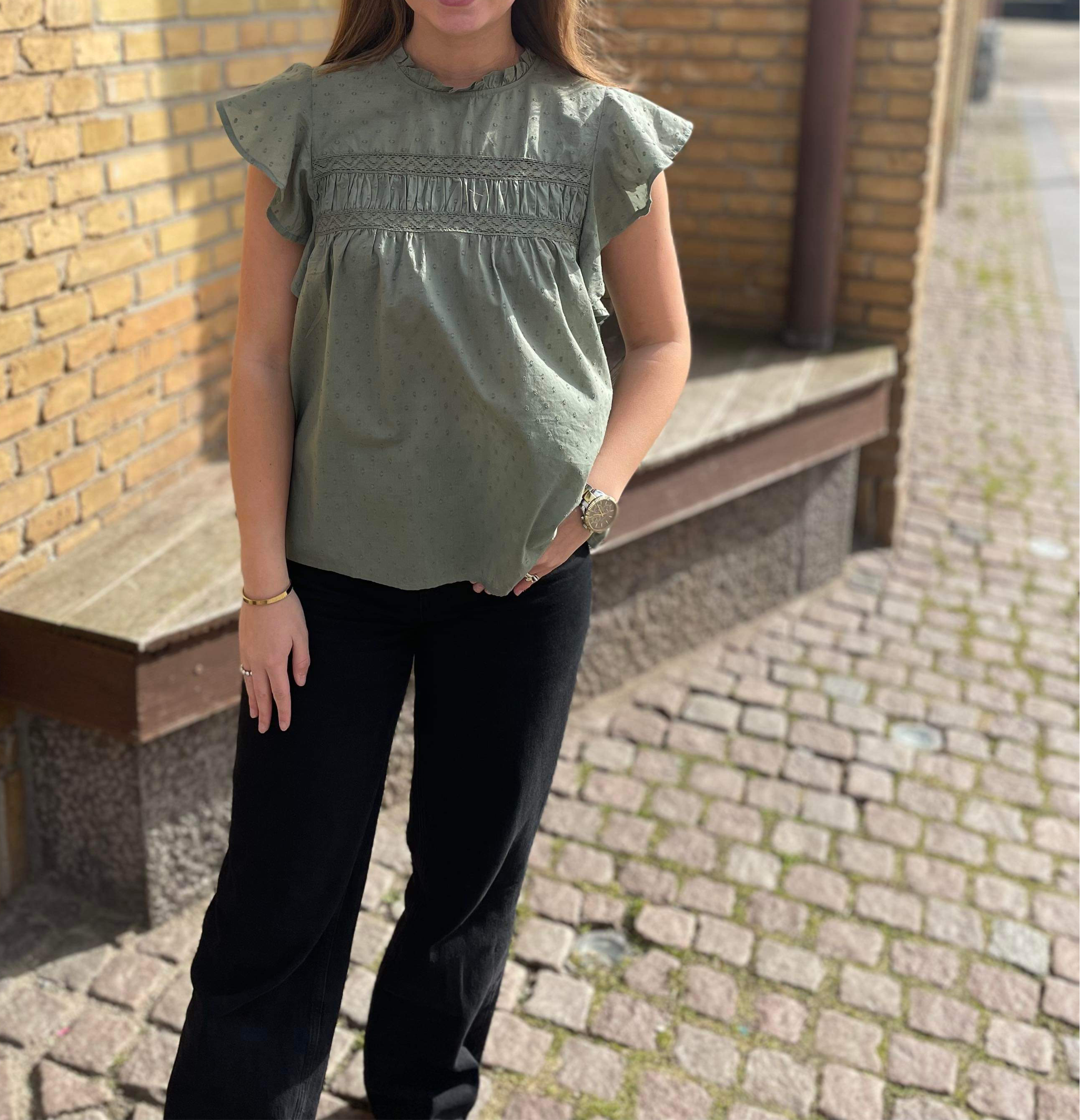 VMTRINE Top - Laurel Wreath